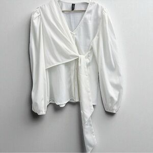 NWT White Cream Longsleeve Wrap Blouse